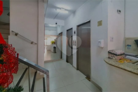 Apartamento á venda no Centro de São Paulo de 26m² com 1 dormitório