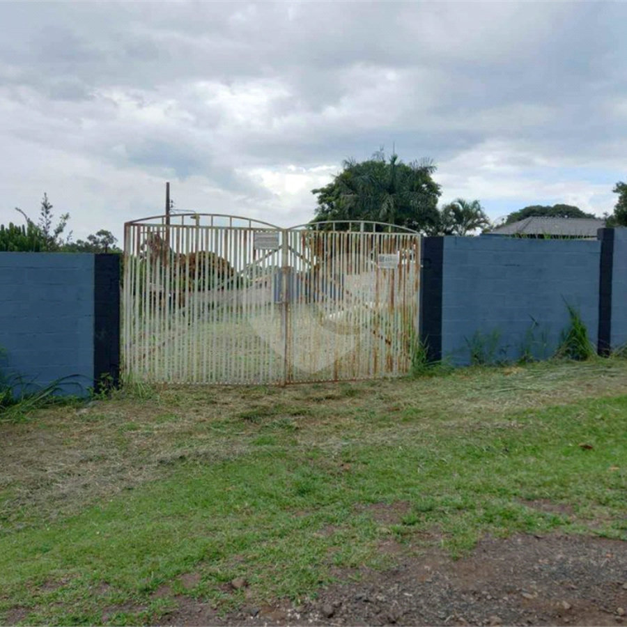 Terreno com 2.010,00 m² .