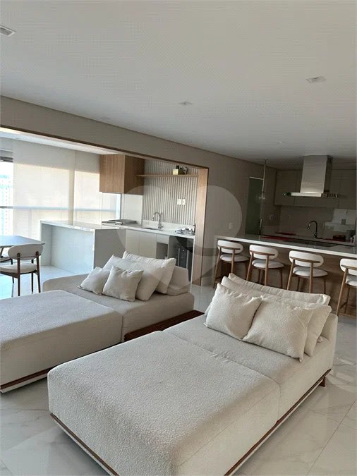 Apartamento de alto padrão com 108 m², 3 dormitórios, 1 suíte, varanda gourmet, planejados, lazer completo e próximo ao Metrô Alto do Ipiranga.