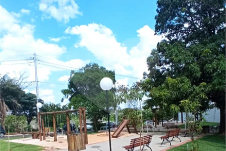 Apartamento no Condomínio Flor de Liz.