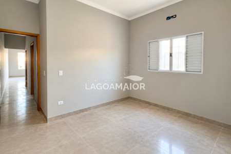 Casa à venda com 2 quartos, sendo 1 suíte, em Parque São Carlos, Três Lagoas - MS