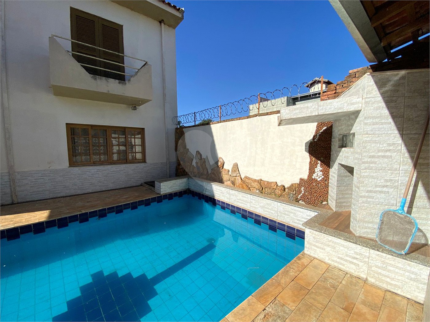 Casa/sobrado para venda com piscina no Santa Felícia Jardim
