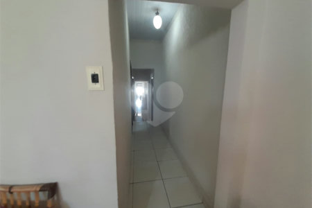 Casa à venda na Rua José Bonifácio - Vila Prado, São Carlos