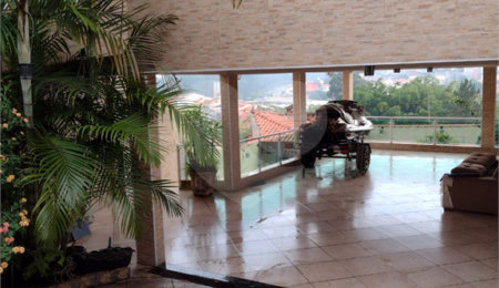 Casa à venda com 3 quartos, sendo 1 suíte,  em Itaquera, São Paulo, SP