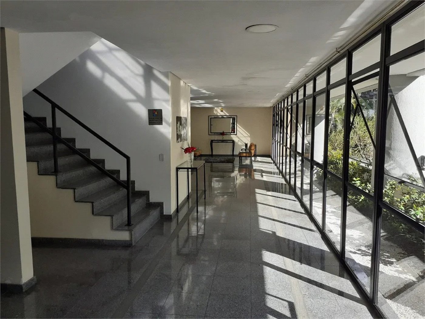 Apartamento à venda com 3 quartos, sendo 1 suíte,  em Morumbi, São Paulo, SP