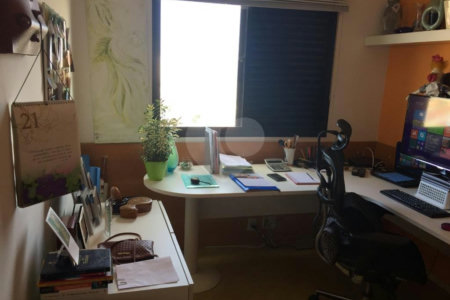 Apartamento com 3 quartos