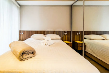 Apartamento totalmente mobiliado com ar-condicionado localizado no coração do Brooklin!!!