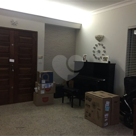 Maravilhosa casa ampla e térrea na região do Estância Suiça