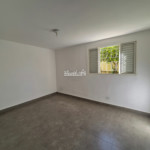 Casa à venda com 3 quartos, sendo 1 suíte, em Ribeirão dos Porcos, Atibaia - SP