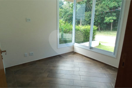 Casa à venda com 3 suítes em Santa Isabel, Louveira, SP
