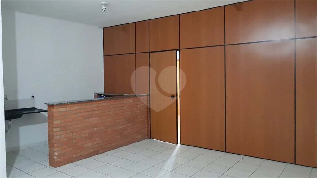 sala comercial_Jardim Bom Principio- Indaiatuba-SP. AU 60m2 valor locacao R$880,00 mais valor iptu.