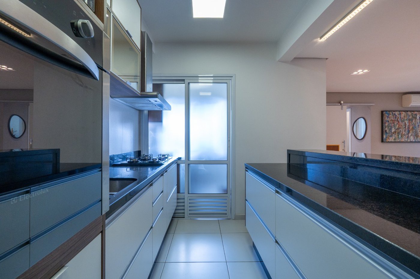 Apartamento para venda em Vila Suzana com 2 quartos, sendo 2 suítes, 103m²