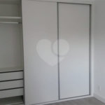 Condomínio Biografia Apartamento com 69m2 com 2 dormitórios e 1 vaga.Aceita Permuta