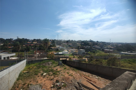 Terreno 810 metros à venda em Atibaia com projeto aprovado exclusivo de alto padrão com construção inacabada
