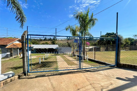 Chácara à venda no Jardim Ricardo Cézar