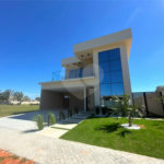 Casa à Venda no Ogiva em Cabo Frio com 4 Quartos em Condomínio Fechado