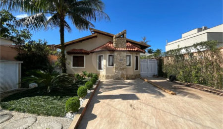 Casa à venda com 3 quartos, sendo 1 suíte,  em Morada da Praia, Bertioga, SP