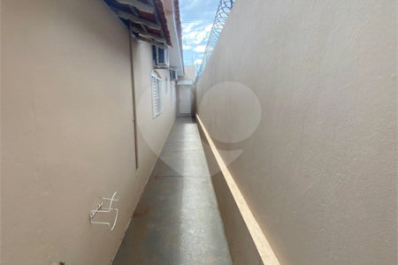 Casa térrea para venda, na Vila Marcelino.