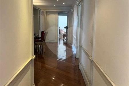 Apartamento à venda com 4 suítes em Santa Cecília, São Paulo, SP