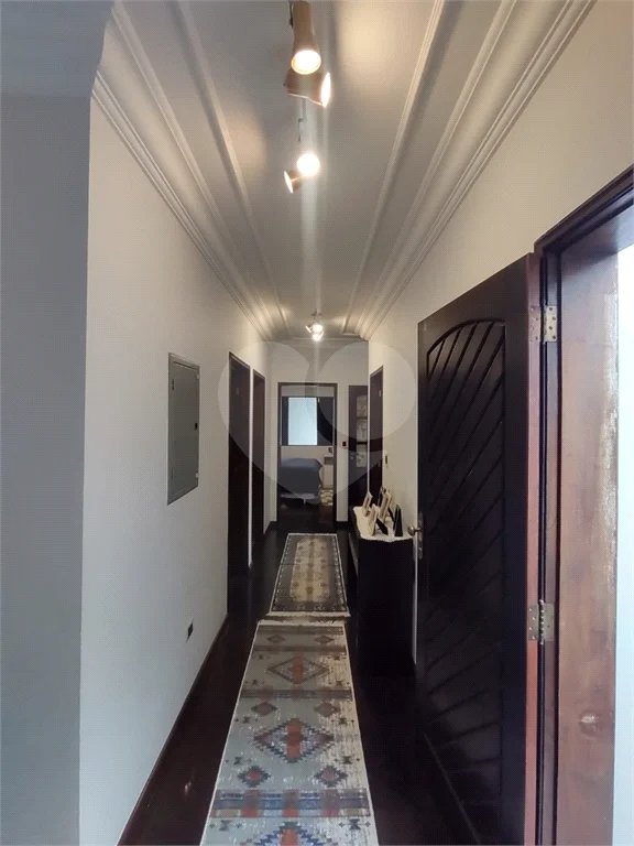 Casa com 300m² , 4 dormitórios , sendo 2 suítes , 5 vagas , à venda no bairro Curuçá , em Santo André.