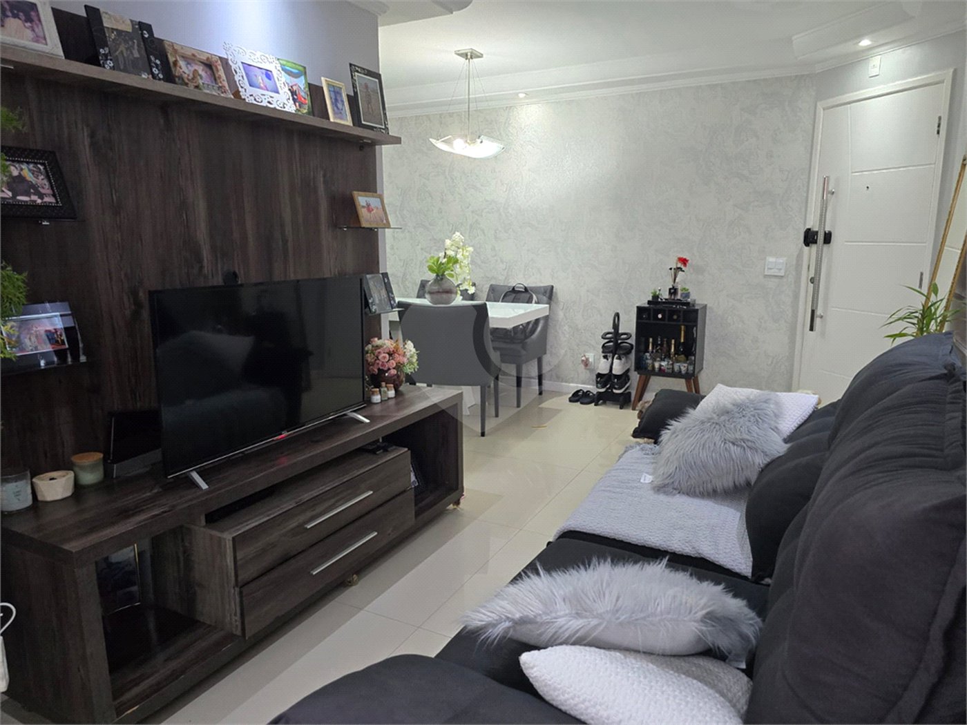 Apartamento de 3 quartos, com garagem, á venda no Cambuci