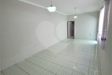 Sobrado à venda com 3 dormitórios, sendo 1 suíte – Aqui se Vive, Indaiatuba/SP