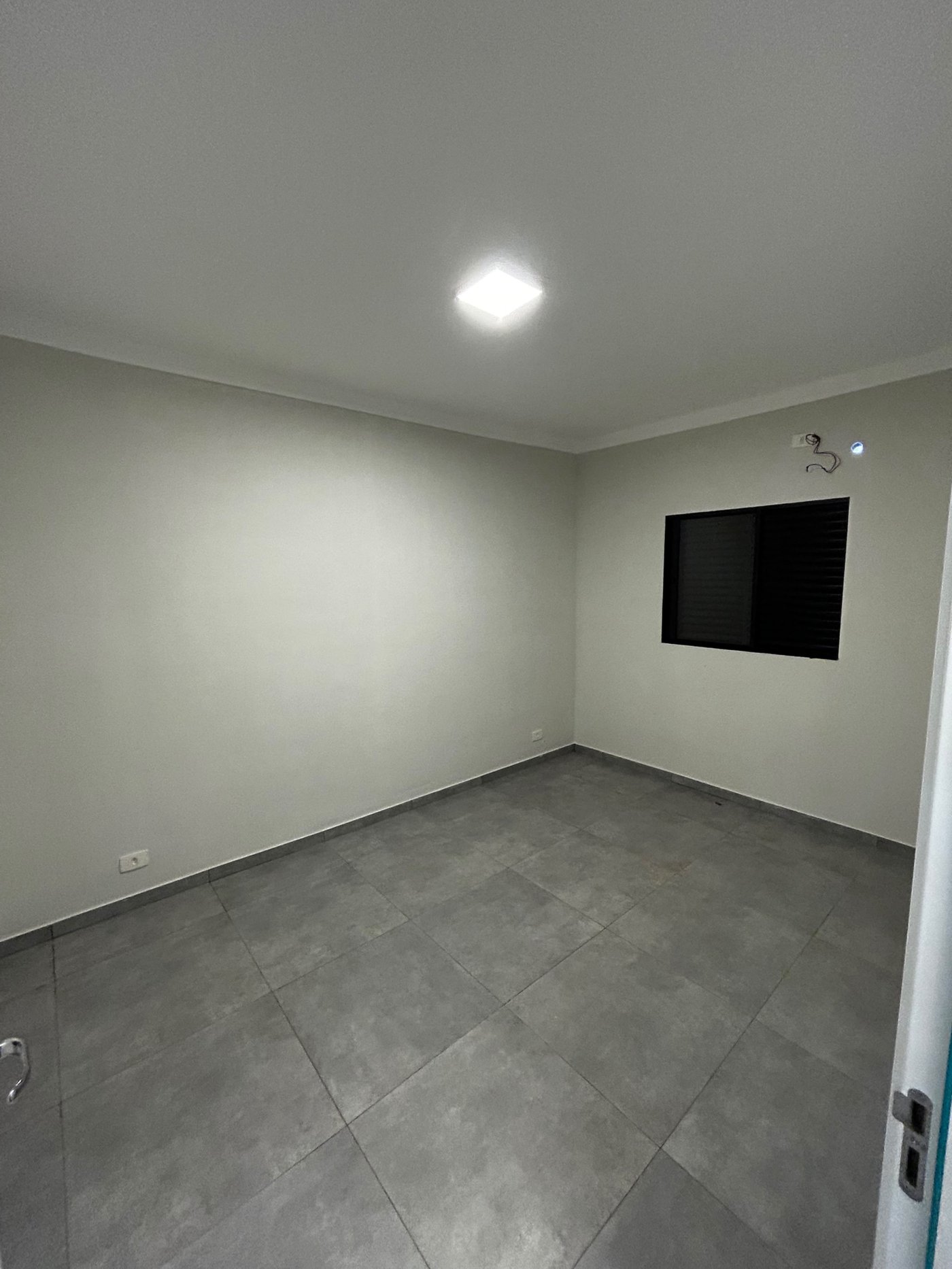Casa à venda com 2 quartos no condomínio Alto do Capivari, Três Lagoas - MS