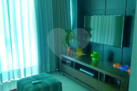 Linda Casa Sobrado a venda no Alto da Mooca com excelente acabamento, semi mobiliada com 2 suítes