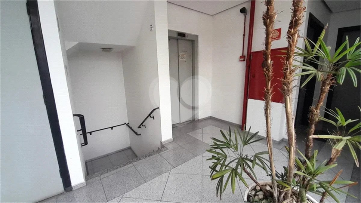 **SALA COMERCIAL DE 80 M² NO BAETA NEVES | EXCELENTE CUSTO-BENEFÍCIO E LOCALIZAÇÃO ESTRATÉGICA**