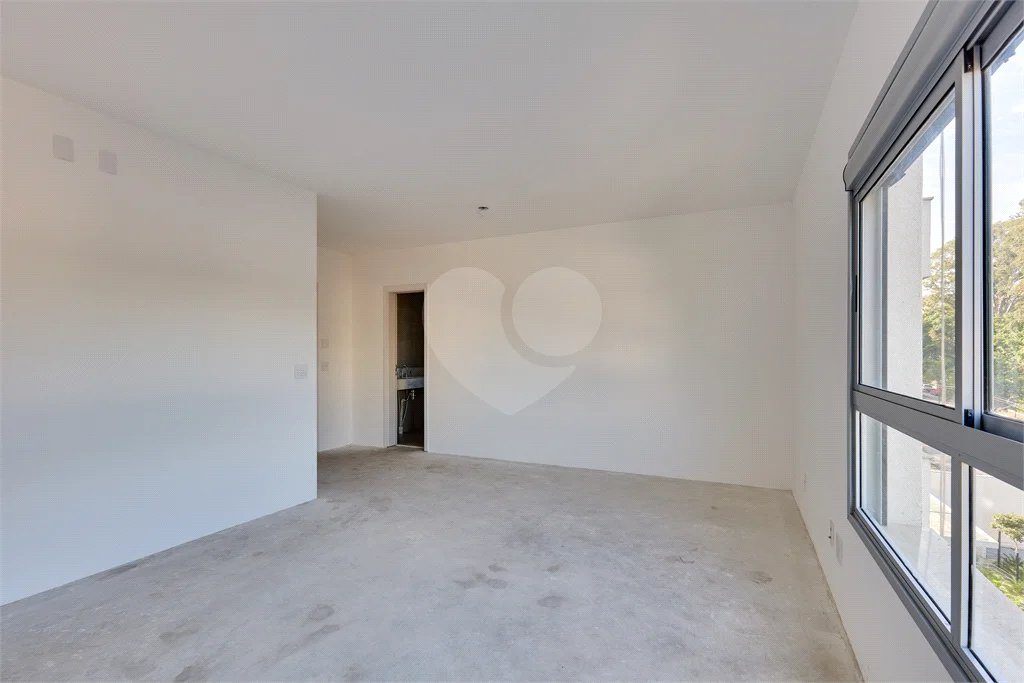 Apartamento à venda com 3 quartos, sendo 1 suíte, em Jardim Marajoara, São Paulo, SP