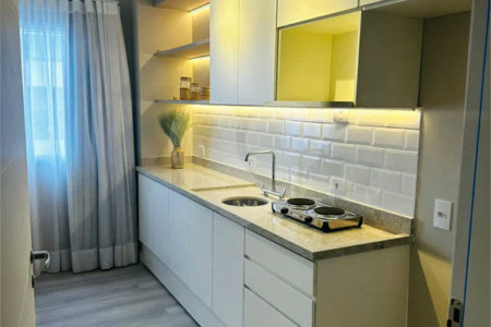 Studio mobiliado, a venda com 27m² - Lazer completo