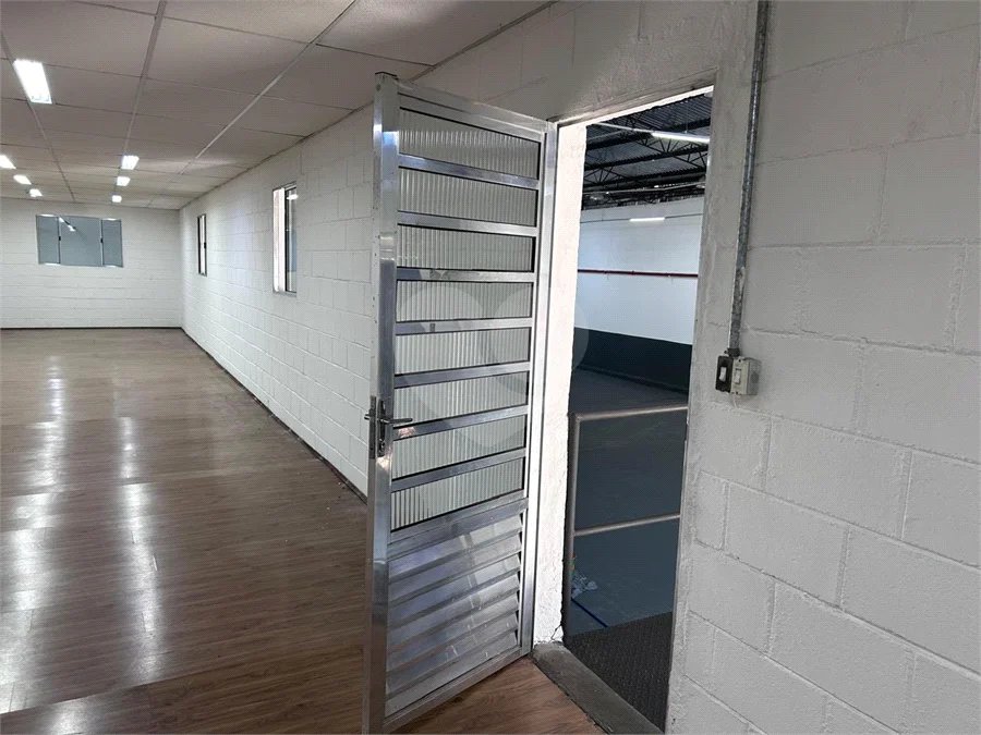 Casa para alugar no condomínio Igarapé, São Paulo - SP