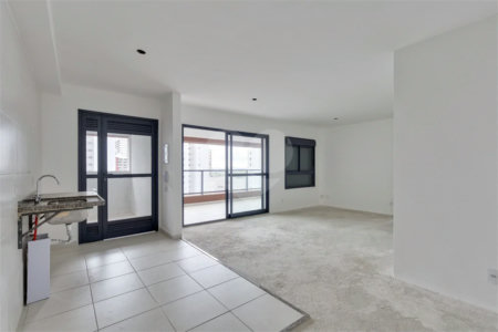 Apartamento à venda com 3 quartos, sendo 1 suíte,  em Alto da Boa Vista, São Paulo, SP