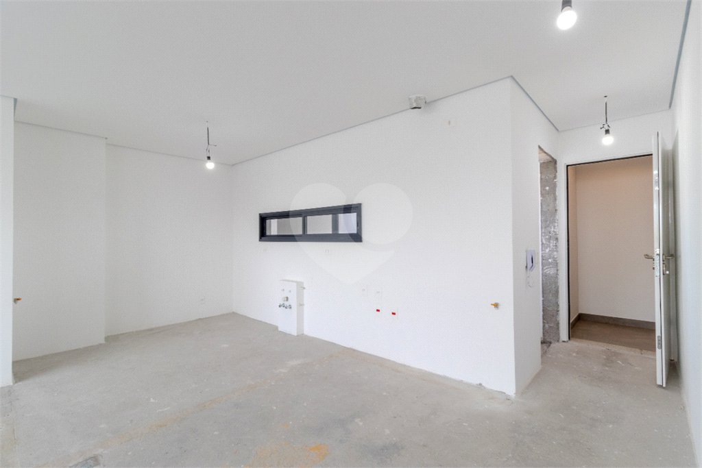 Apartamento à venda com 3 suítes em Campo Belo, São Paulo, SP