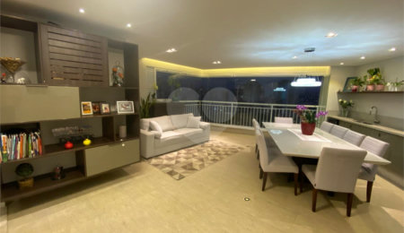 Apartamento à venda com 3 suítes em Mooca, São Paulo, SP