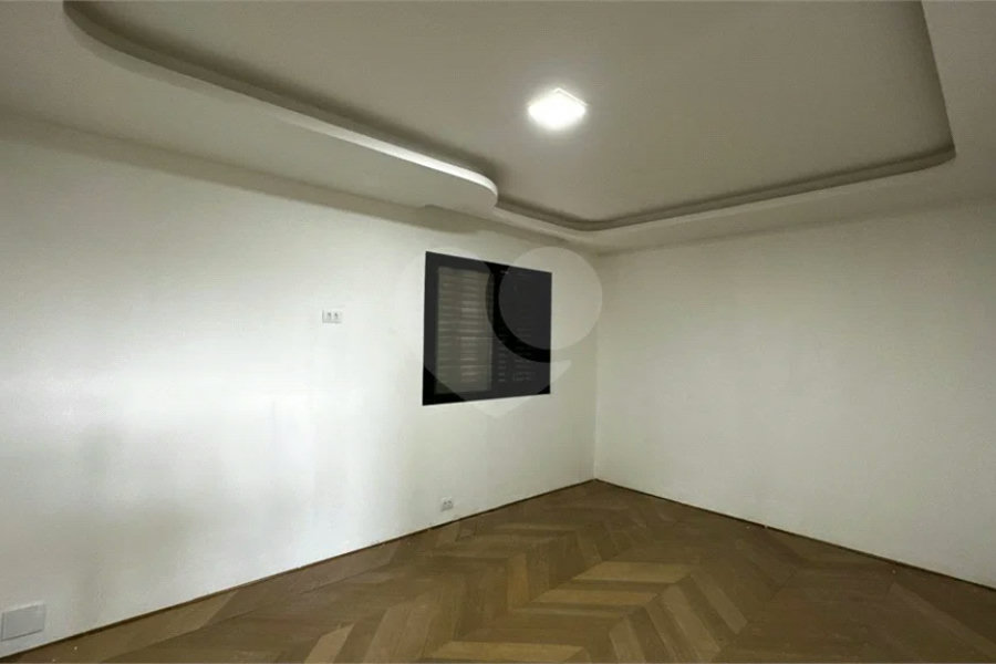 Casa Comercial disponível para venda e locação no Bairro Cidade Jardim em Piracicaba - SP.
