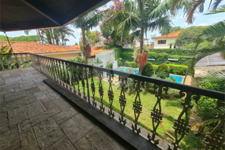 Casa à venda com 3 quartos, sendo 1 suíte, em Interlagos, São Paulo, SP