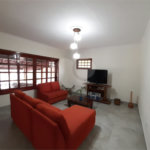 CASA A VENDA NO BAIRRO JARDIM ALVORADA COM 3 DORMITORIOS, 1 SUITE, 3 VAGAS, METRAGEM 250M², Sjc