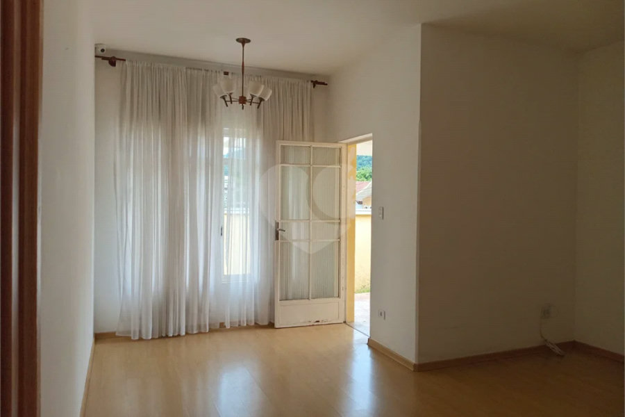 Casa para alugar com 3 quartos, sendo 1 suíte, em Jardim Dos Estados, Poços de Caldas - MG