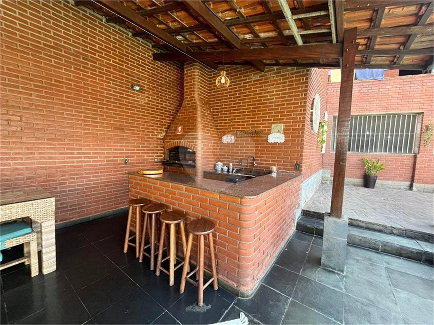 Casa com piscina disponivel para venda com 250m² - Jardim Paris / SP