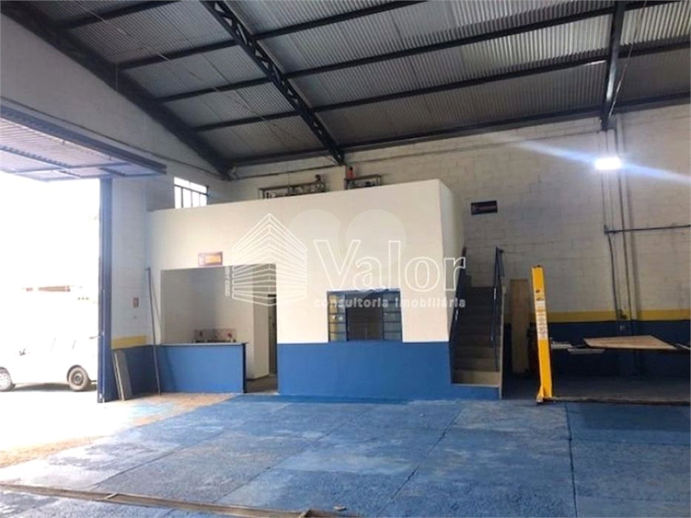 Casa comercial 891,00 m²