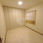 Casa Térrea no Condomínio Damha I,
