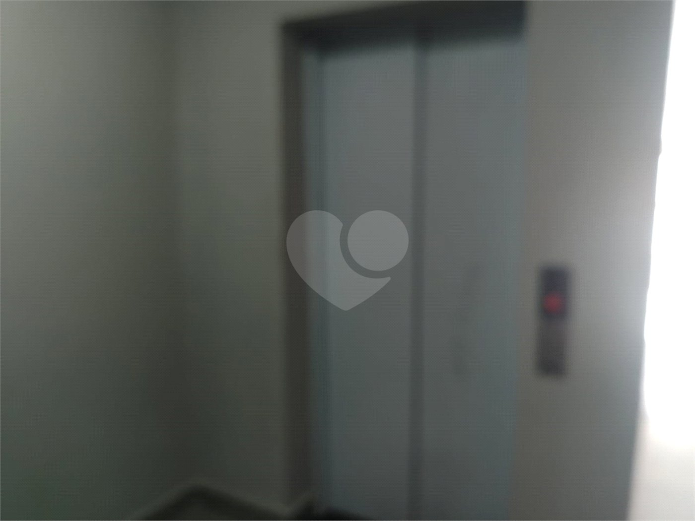 Apartamento Novo com 2 Dormitórios, Elevador na Vila Gustavo. Aceita Pet.