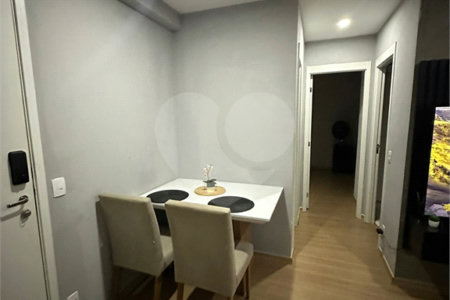 Apartamento á venda e locação com 38m² - Brás