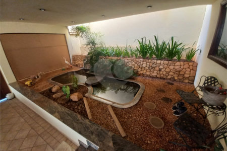 Casa Térrea na XV de Novembro .
