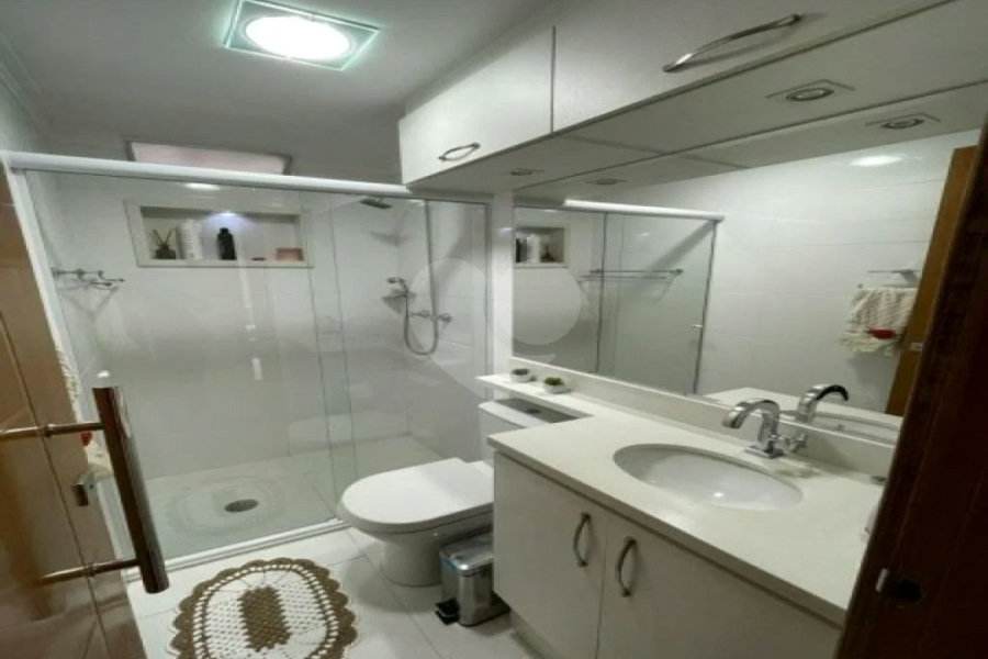 Apartamento à venda com 3 quartos, sendo 1 suíte, em Jardim Prudência, São Paulo, SP
