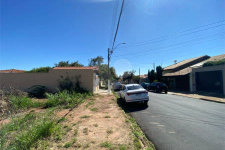 Terreno à venda no Residencial Samambaia com 250m²