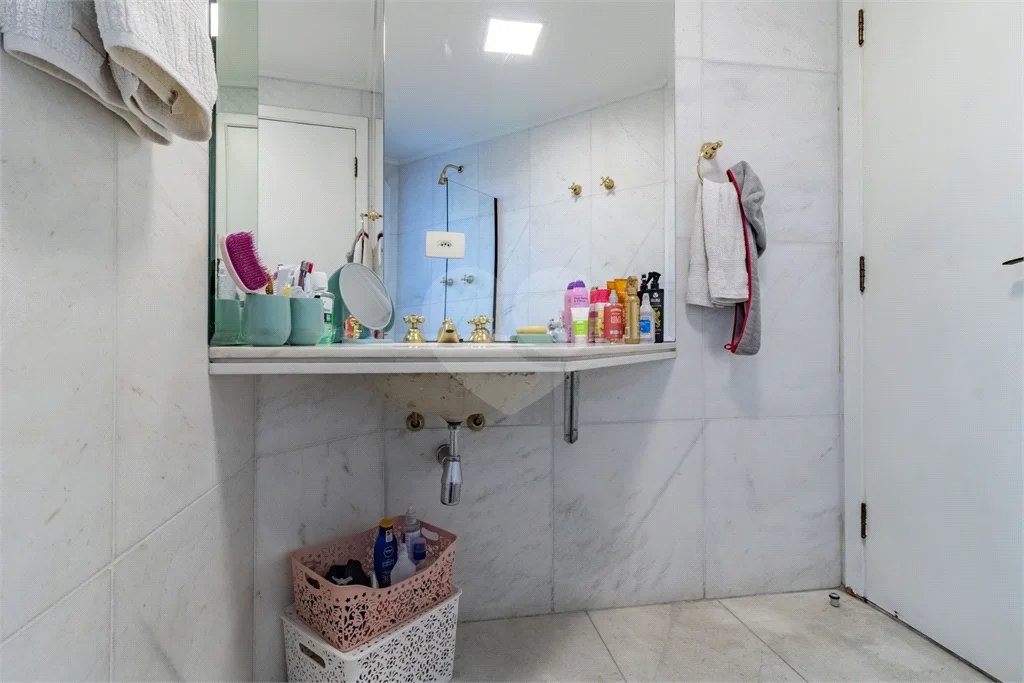 Apartamento sofisticado à venda em Higienópolis — conforto, elegância e localização privilegiada na tradicional Rua Tupi.