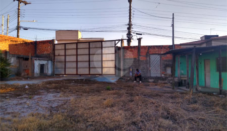 Terreno à venda em Vila Romanópolis, Ferraz de Vasconcelos, SP