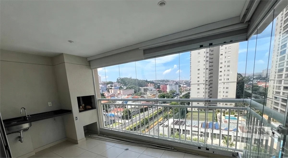 Apartamento de alto padrão com 128 m², 3 suítes, 2 vagas, vista para a piscina e lazer completo em condomínio clube no coração de Nova Petrópolis.